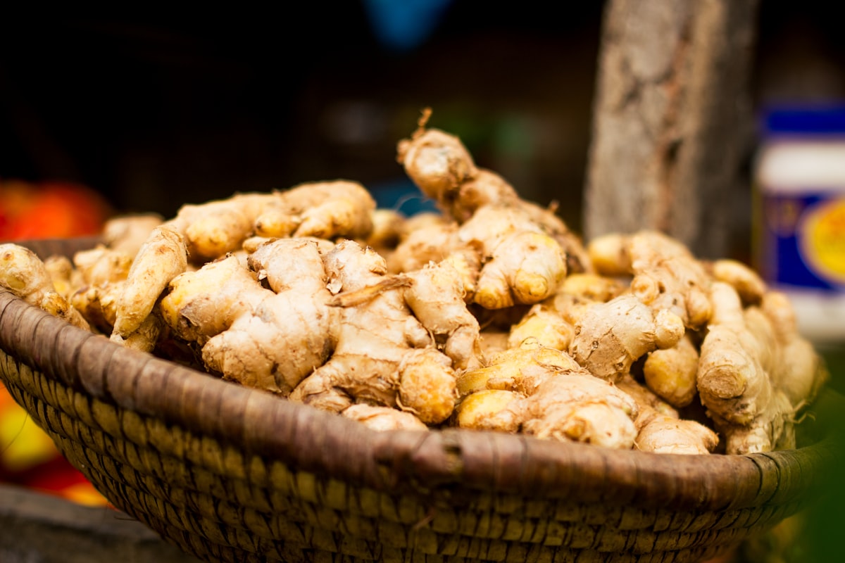 Alimentos frescos y saludables para dieta antiinflamatoria